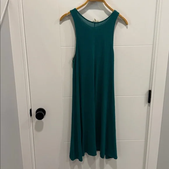 Aritzia Wilfred free Sleeveless Emerald Dress size small - Picture 5 of 7